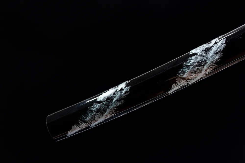 Bottom smooth black lacquer saya end cap pine print detail