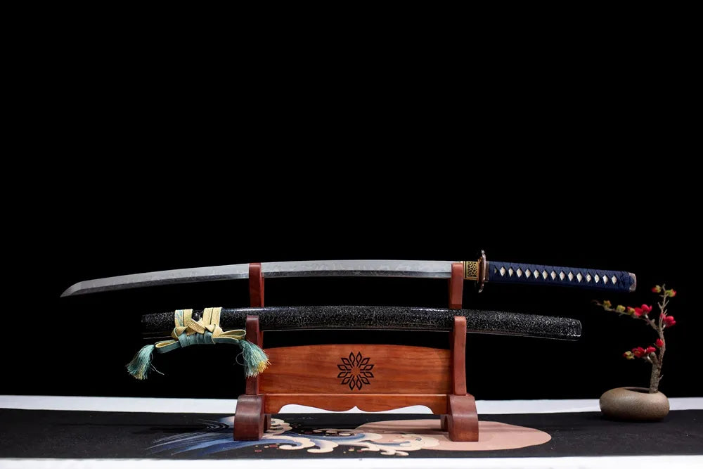 Flat fully‑drawn T10 clay‑tempered cosmic‑nebula‑etched Mo‑Meteorite katana blade wooden rack front shot