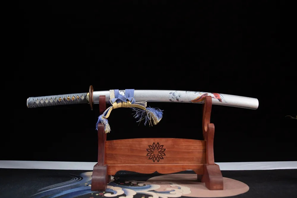 Horizontal laid closed fish painted samurai mid sword