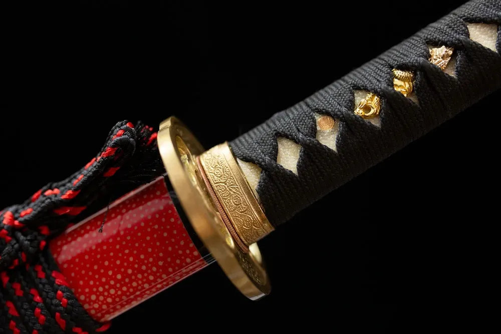 Half‑asymmetrical floral‑blend antiqued‑silver alloy pommel‑cap detail shot long katana
