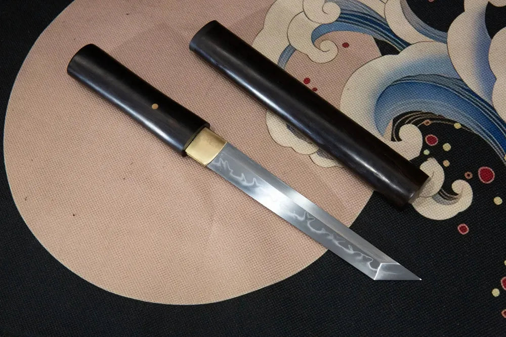 Lay flat as a whole and remove the sheath