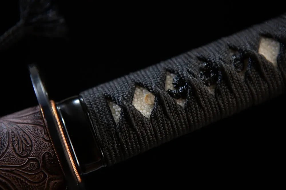 Bottom alloy fuchi grip ring close-up
