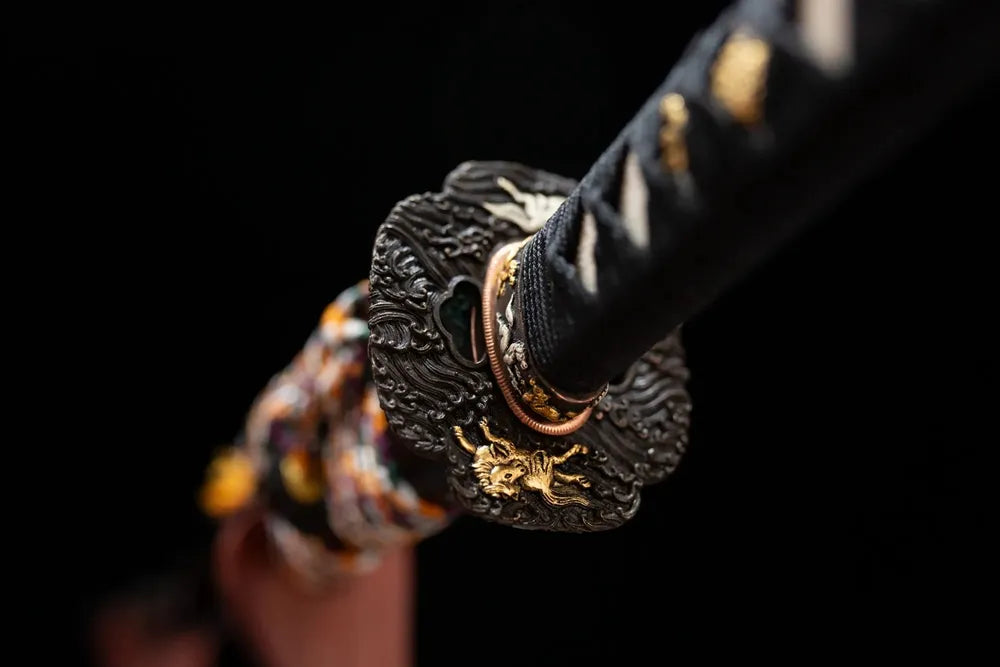 Reverse‑side oriental‑dragon‑carving gold‑silver‑plated copper tsuba surface texture close‑up