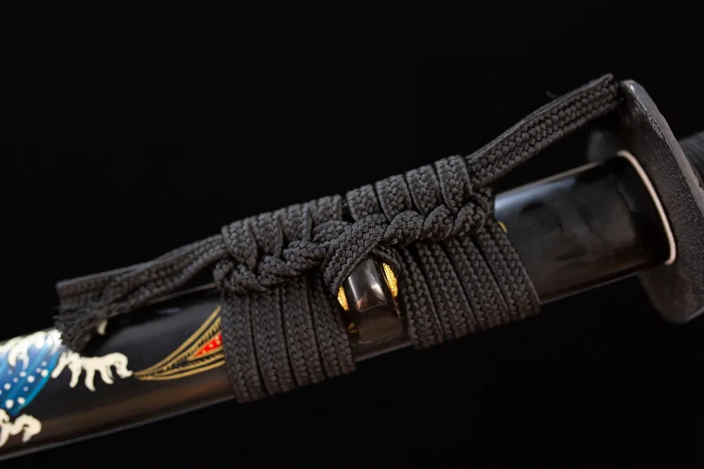 Thick solid‑black heavy‑braided sageo cord vintage‑black‑cloud‑alloy fitting macro close‑up