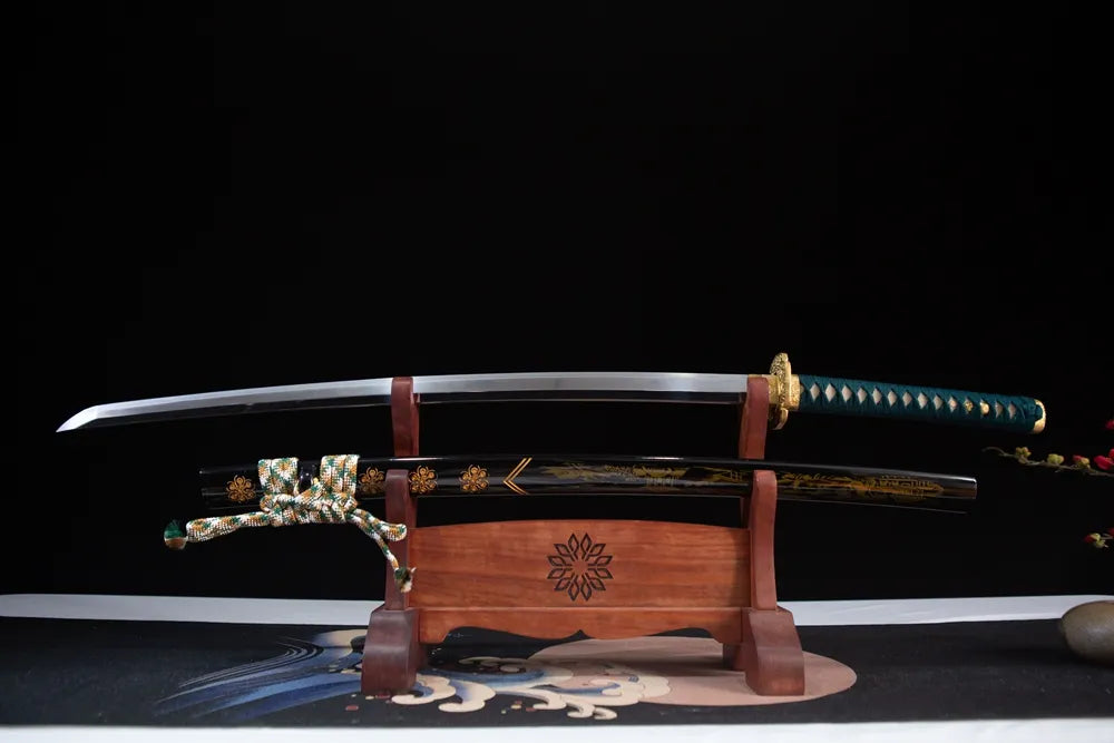 Flat lay fully drawn plain mirror polished steel blade
