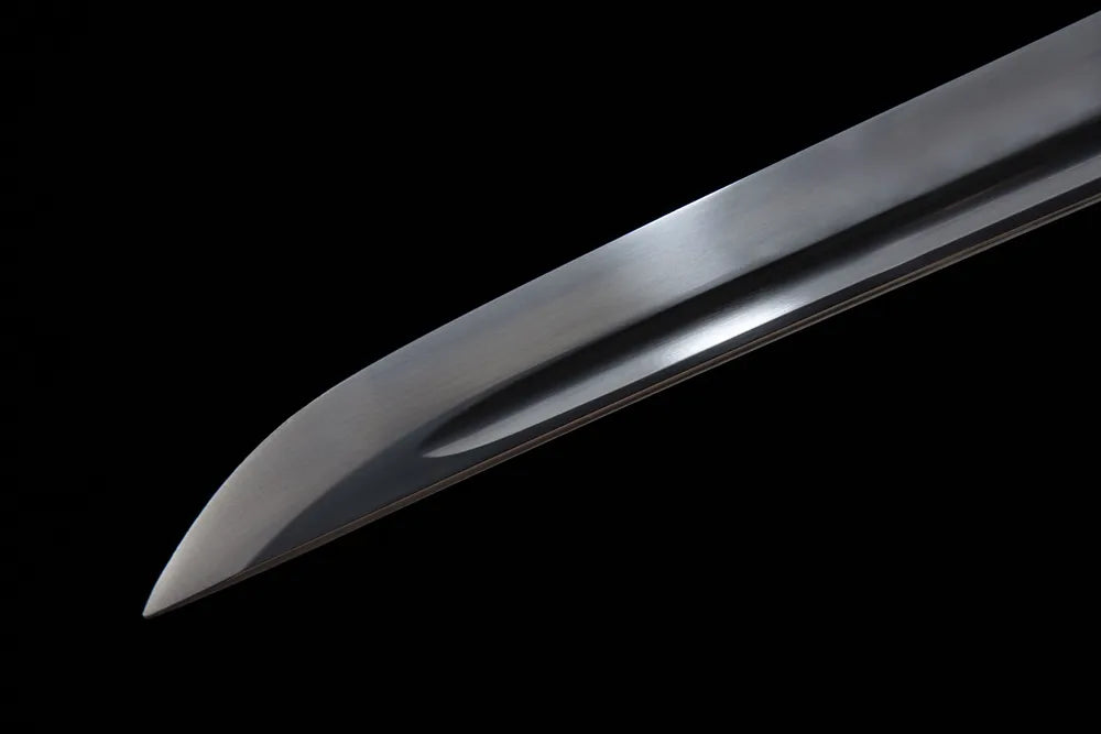 Kissaki tip closeup fully factory sharp lightweight cutting edge