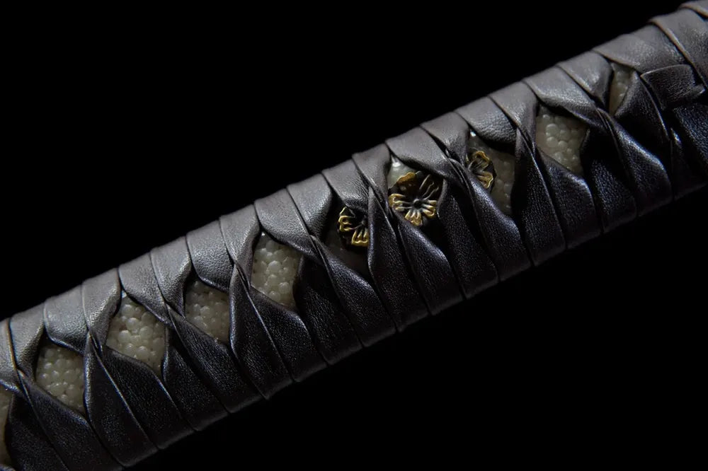 Middle leather wrap texture shot