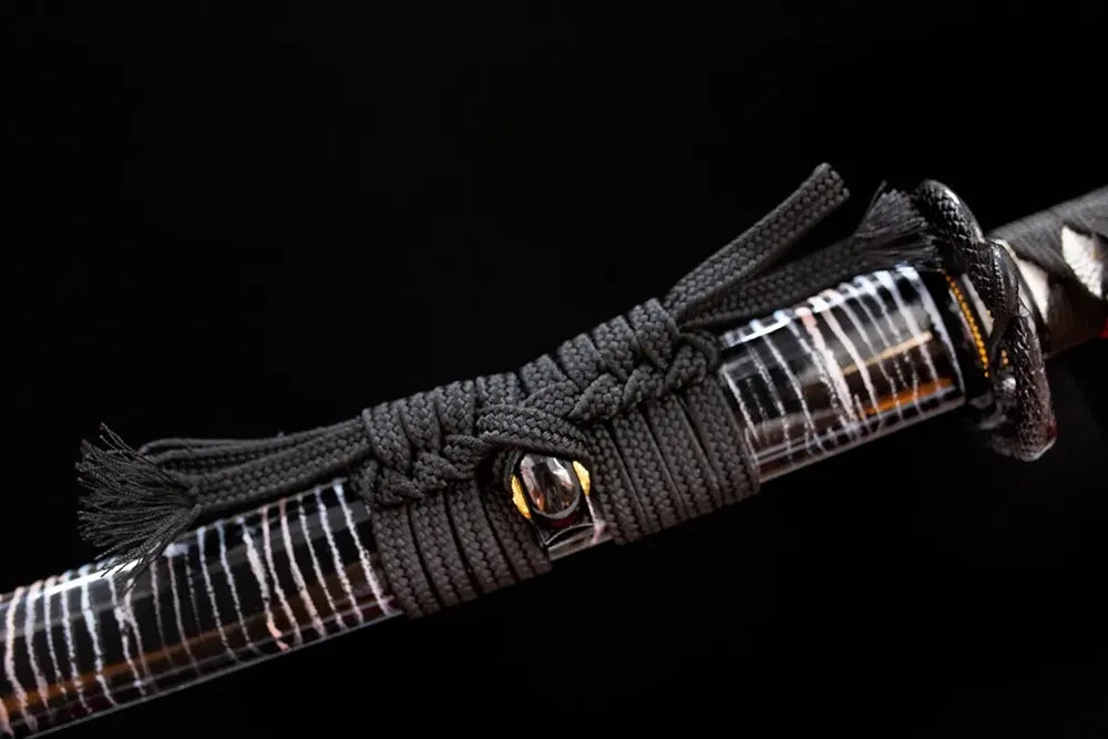 Thick multicolor‑twisted mixed‑braided sageo cord multi‑color‑plated‑alloy fitting macro close‑up