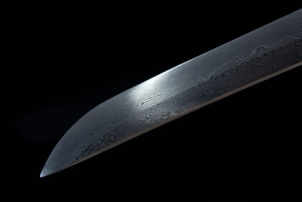 Sharp kissaki tip close view
