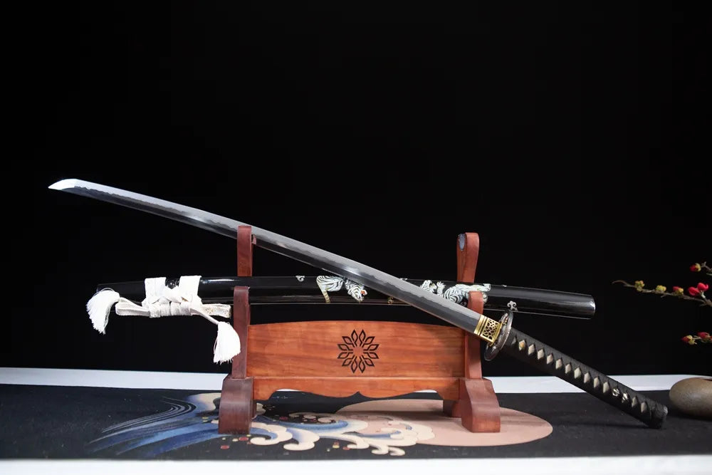 45 angle open full size samurai katana