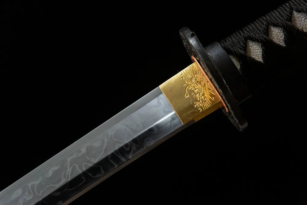 Upper blade closeup T10 hitatsura mist hamon near copper habaki real yokote