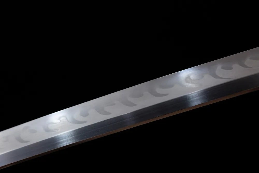 Mid‑section midare‑gunome surging‑ocean‑wave‑undulating‑pattern hamon steel katana blade surface close‑up shot