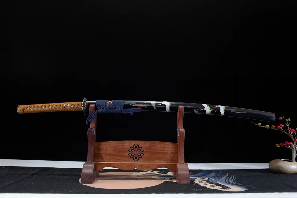 Horizontal front display auspicious crane themed disassemblable T10 real yokote collectible katana