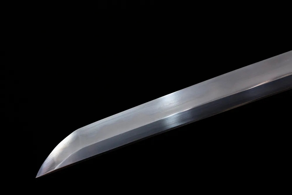 Hakikaki‑boshi chukissaki tip of Dao‑Yin‑Katana blade close‑up view