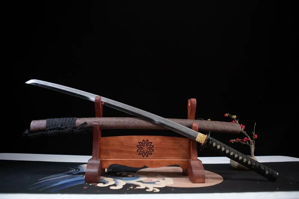 45 angle open full size samurai katana