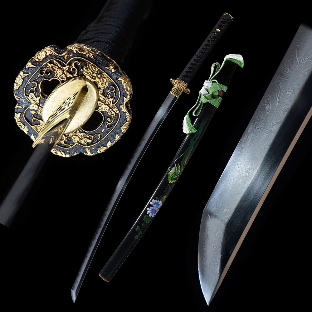 Folded Damascus Steel Blade Golden Mantis Hollow Floral Brass Fittings Black Hand Painted Chrysanthemum Saya Ox Horn Mouth Disassemblable Premium Collectible Katana
