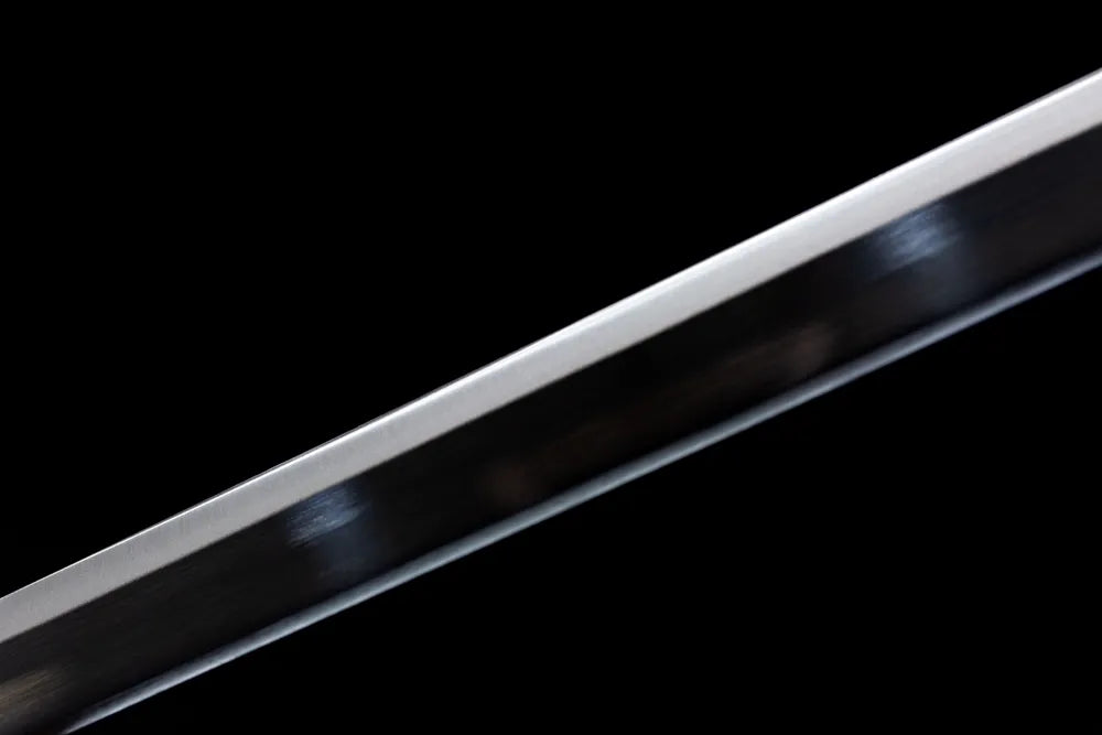 Middle scratch-free polished Naruto replica blade surface
