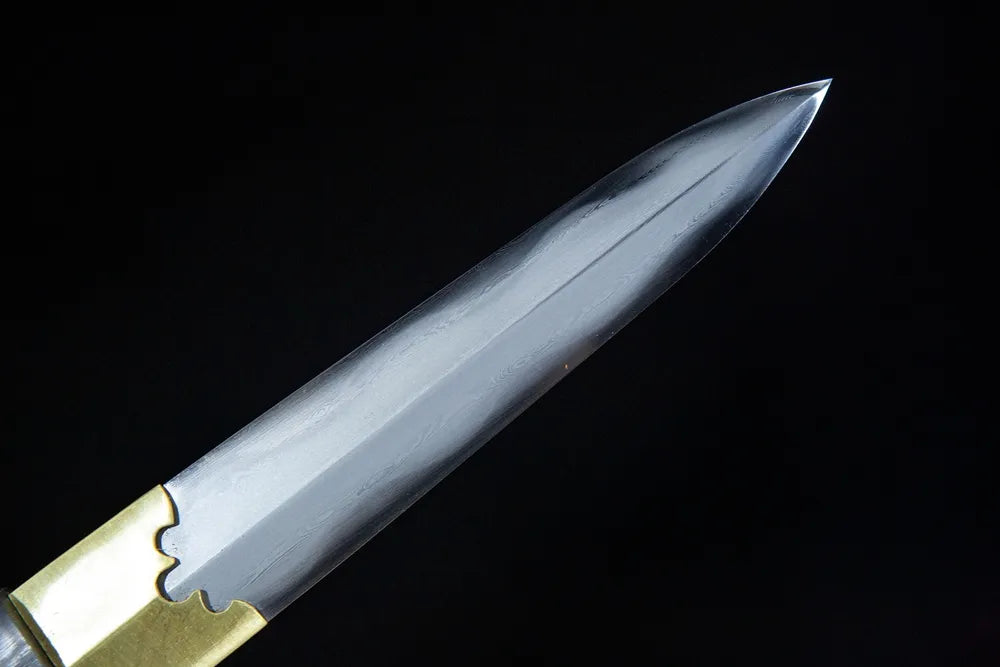 Photo of overall sword body surface details